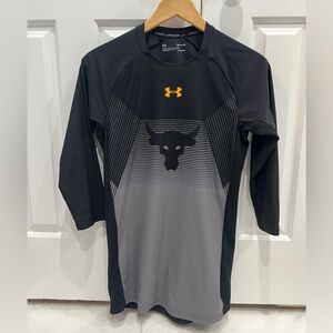 EUC Under Armour ROCK Heatgear shirt men's small